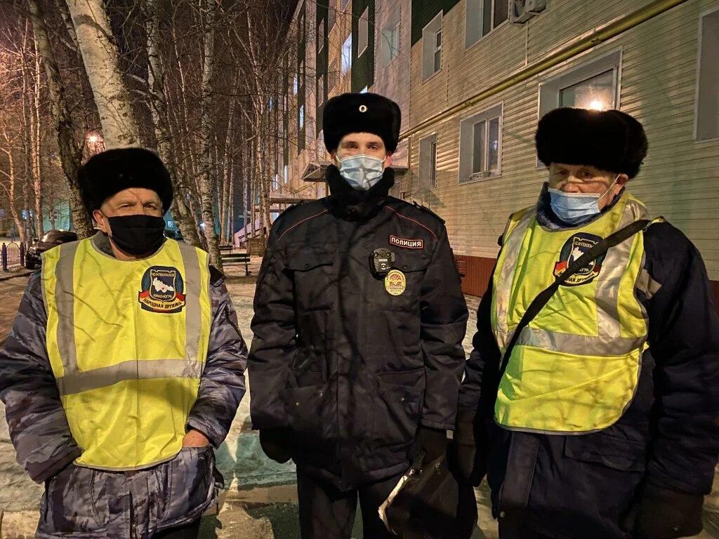 Чс нефтеюганск. Полиция нефтеюганск. полицейские нефтеюганска.