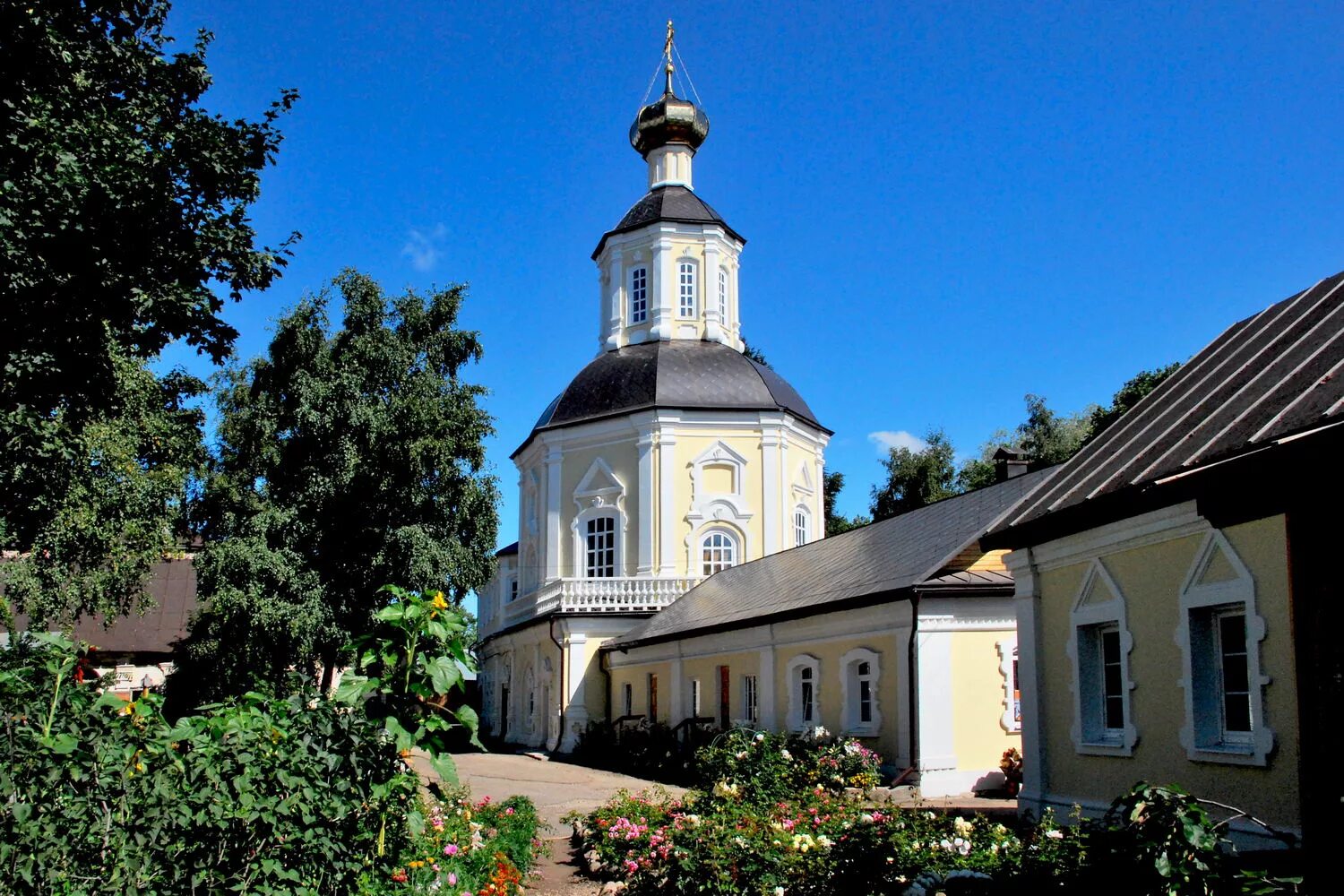 монастырь в бузулуке оренбургской области. богородицкий житенный женский монастырь осташков. богородицкий житенный женский монастырь. богородицкий женский монастырь.