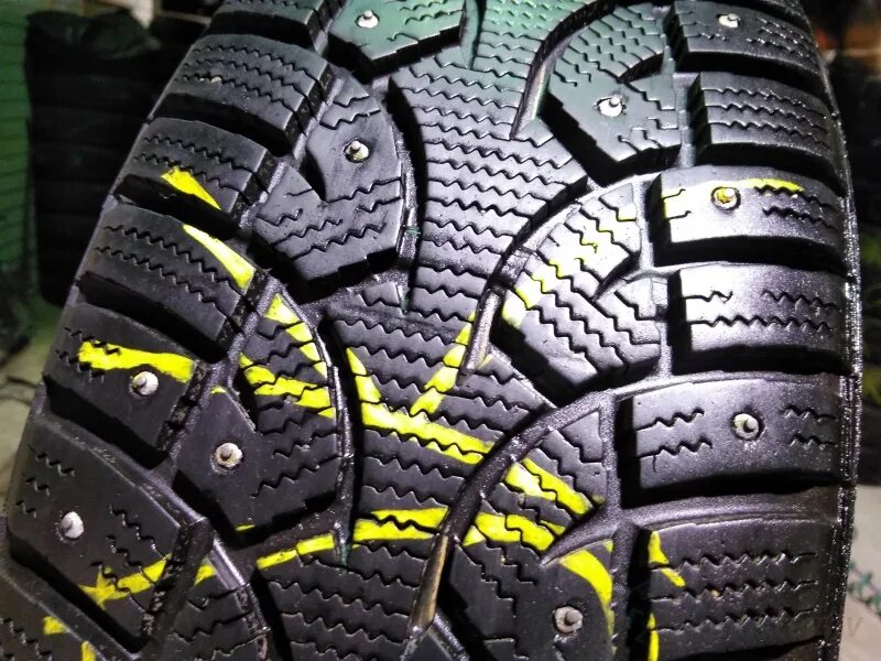 Gislaved шины зимние r15. Гиславед 2104. Gislaved nordfrost 100. Автомобильная шина gislaved nordfrost 100 195/65 r15 95t зимняя шипованная. Gislaved nord frost van 185/100 r14.