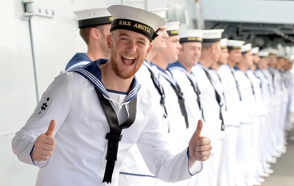 Royal Navy. Seaman Army. Матрос форма фон реставрация. Seamen Singh.