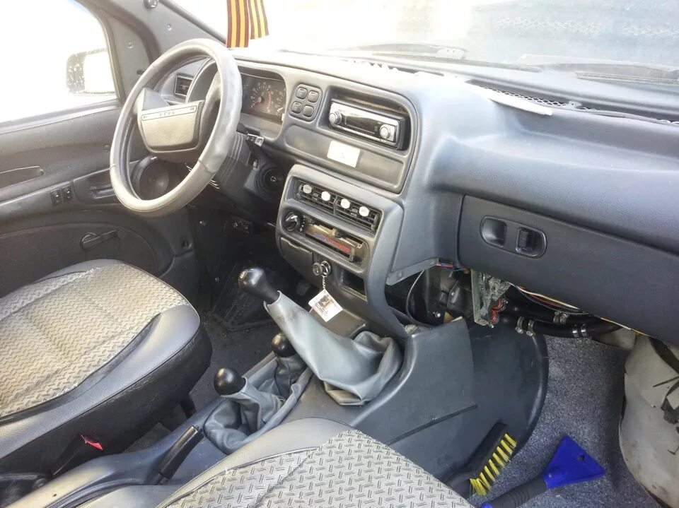 Ваз-2120 минивэн салон. Ваз 2120 салон. Ваз-2120 минивэн салон. Ваз 2120 салон. Салон 2120.