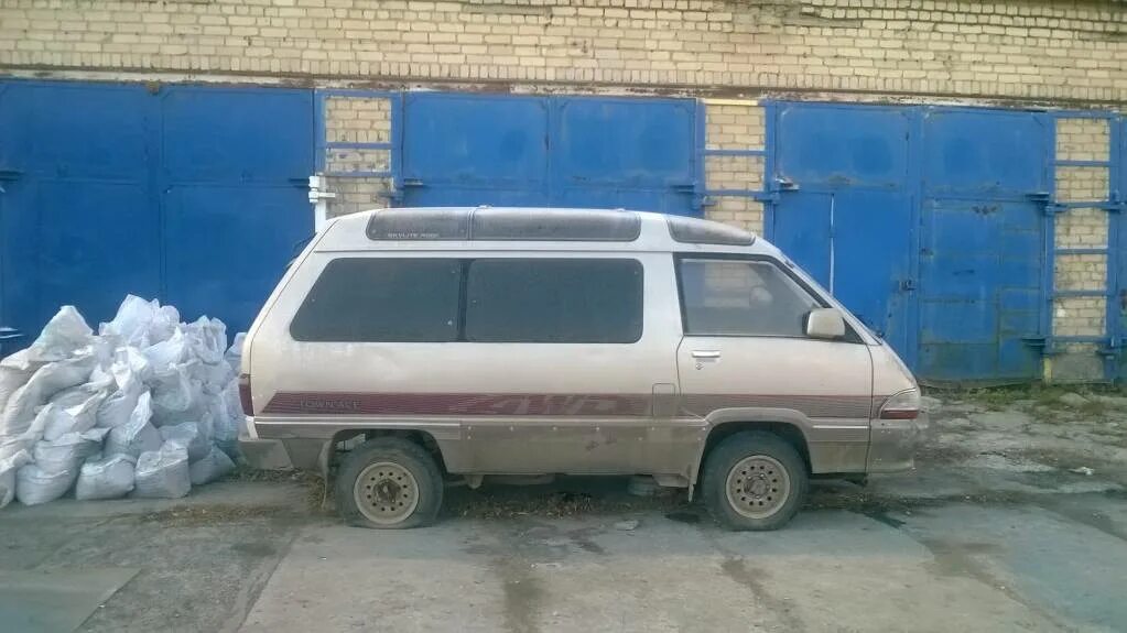 Toyota Town Ace 1990. Toyota Town Ace cr30. Town Ace 1990 года. Toyota Town Ace 2ct. Таун айс красноярск