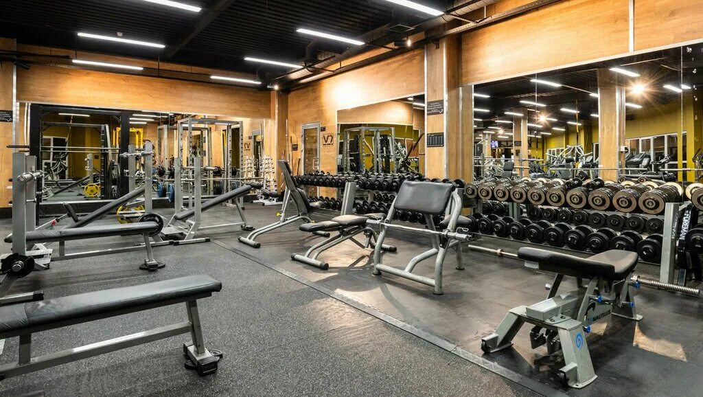 Loft fitness, михайловск. Афимолл 5 элемент спортзал. Фитнес клуб пять. Фитнес клуб пять. Пятый элемент тюмень детский центр.