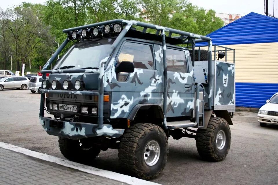 Купить авто полный привод на авито. Toyota Dyna 4x4. Toyota Dyna 4x4 двухкабинник. Тойота Дюна 4 ВД. Toyota TOYOACE 4x4.