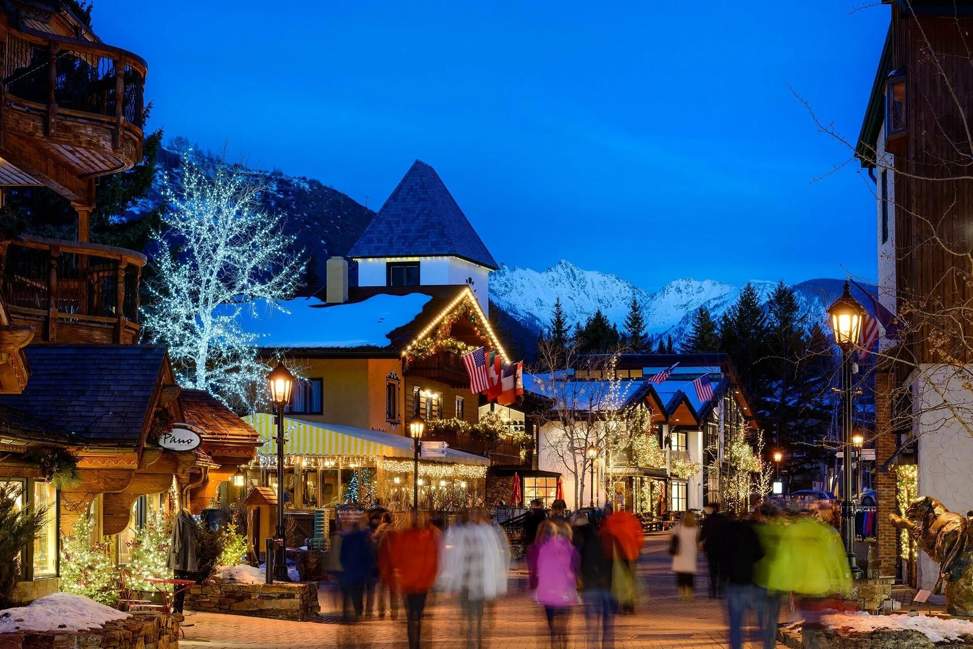 Vail. Город Вейл штат Колорадо. Вейл США. Vail Resort Colorado. Американский курорт Вэйл..