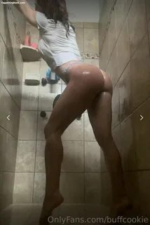 Slideshow buffcookie onlyfans nude.