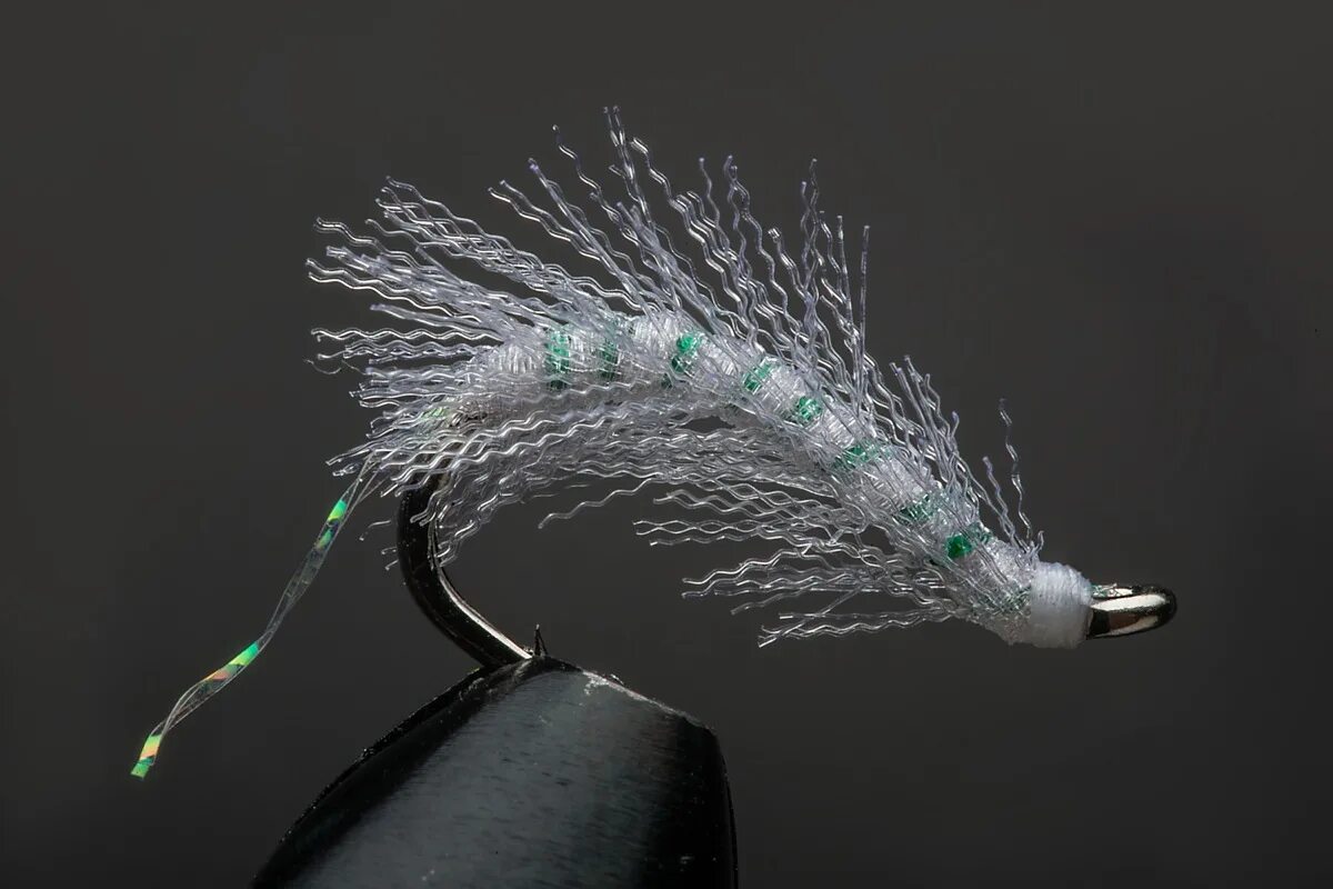 Омулевые мухи. Мушки на омуля. Мушка бормаш лакоткань. Мухи на омуля. Мушки на омуля из лакоткани.