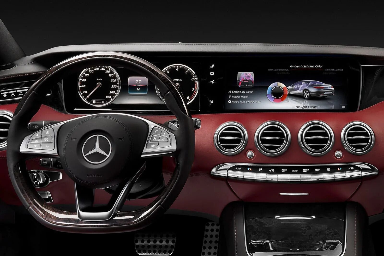 Mercedes benz s class w222. Mercedes a45 amg салон. Mercedes benz e200 2021. Mercedes benz e300 coupe салон. Мерседес бенц s класса 2018 салон.