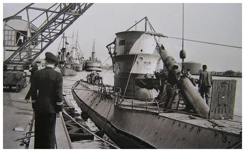 Два пл. Подводные лодки Кригсмарине второй мировой войны. U96 подводная лодка. Немецкая подводная лодка u 26. Кригсмарине подводные лодки Кригсмарине.