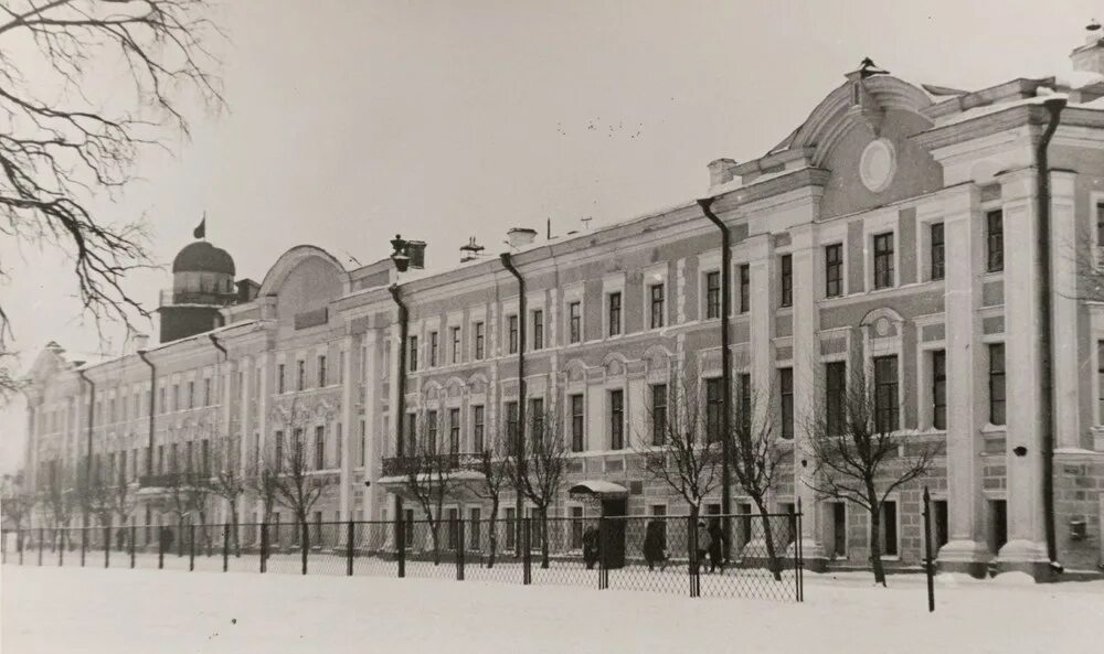 Ярославский медицинский университет. Мединститут ярославль. Революционная 5 ярославль ягму. Ягма ярославль. Ягма ярославль.
