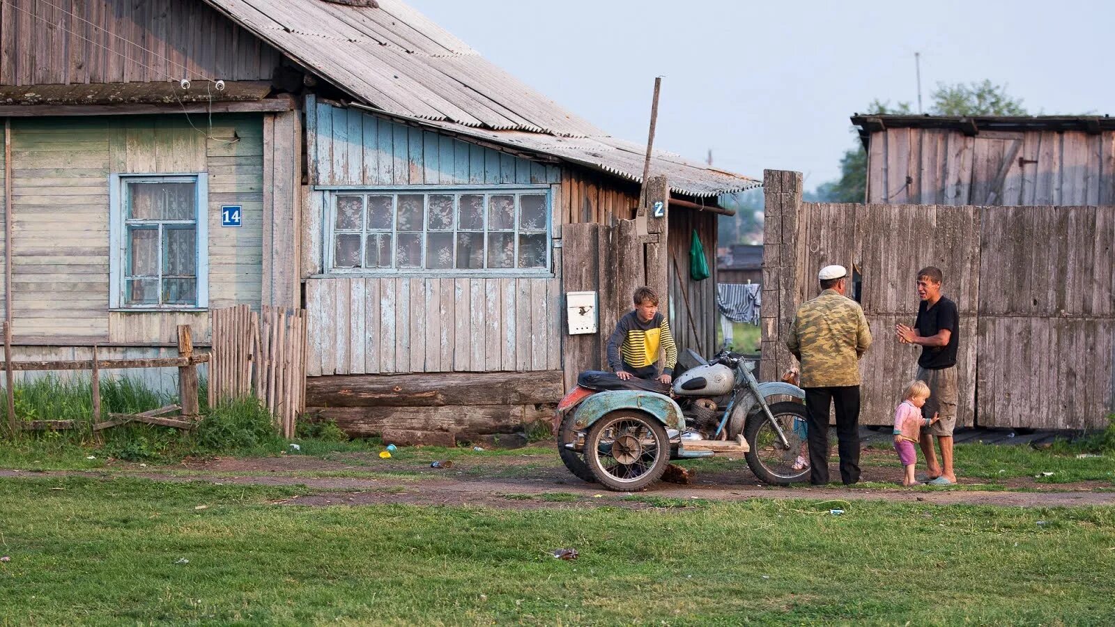Жизнь в глубинке деревни. Деревни в глубинке россии. российские деревни в глубинке. жизнь в глубинке. российская глубинка.