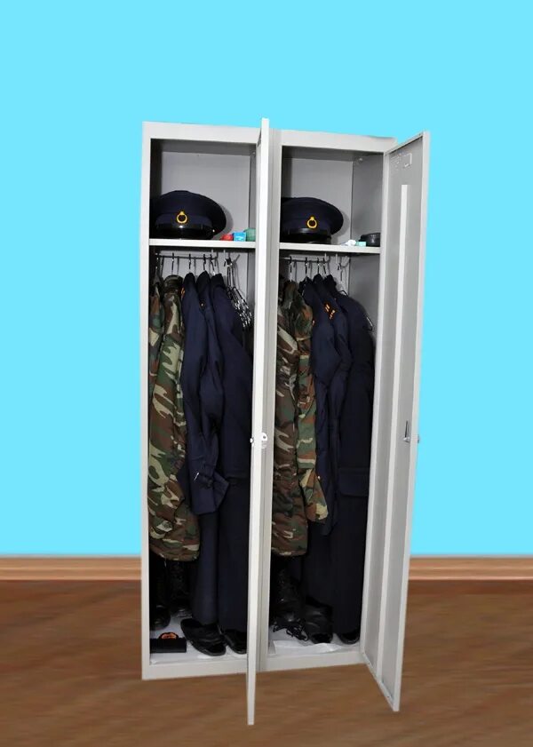 Армейский шкаф. Шинельный шкаф военный. Шкаф армейский. Шкаф для боевой одежды. Шкаф для военного снаряжения.