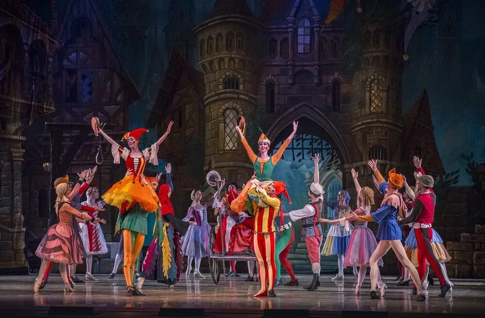 Спящая красавица балет принц. Балет золушка прокофьев. Карлотта гризи жизель. Перро балеты. Перро балеты.