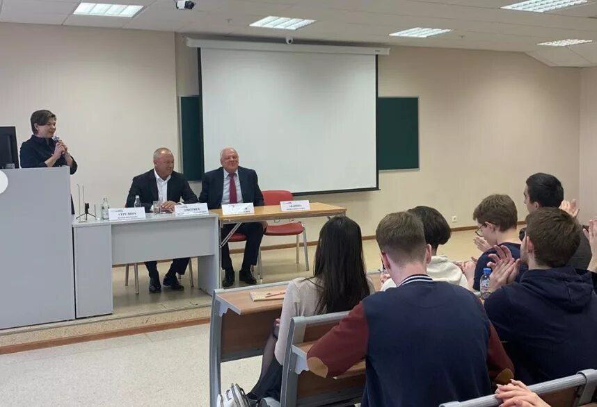 славин александр васильевич. научный руководитель александр. научный руководитель факультета. научный руководитель факультета. хандруев александр андреевич ранхигс.