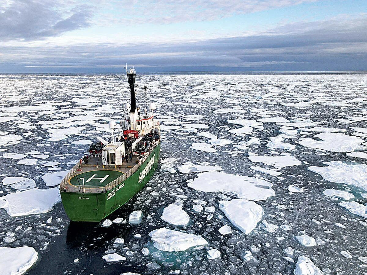 Атомный ледокол сибирь 1977. Глобальное потепление в арктике. Сталь арктики. Сталь арктики. Корабль сибирь ледокол.