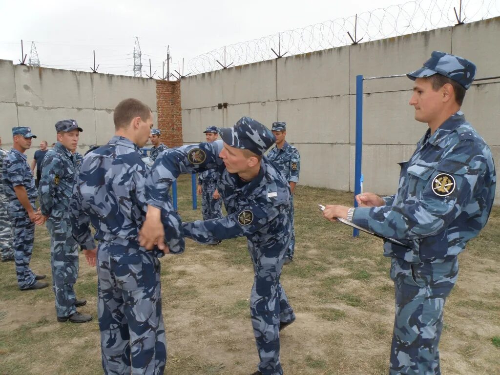 Фсин некомплект. ФСИН УИС России. Форма ФСИН СИЗО. Форма ФСИН ИК.