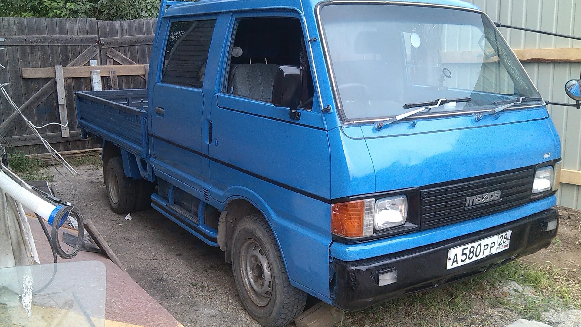 Куплю мазду бонго брауни. Mazda Bongo 1988. Мазда Бонго 1988. Мазда Бонго 3. Mazda Bongo 1990.