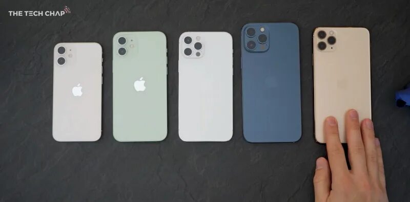 Айфон 11 про в 2024. Iphone 11 vs 12 Mini. Iphone 11 Pro Max Mini. Iphone 13 Pro Max Mini. Iphone 11 vs 11 Pro Max.