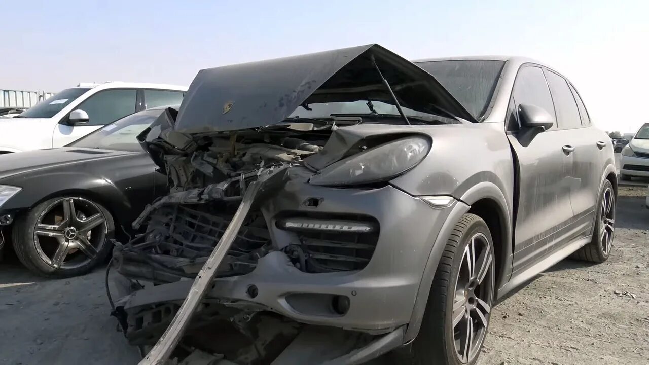 Авто после аварии. Разбор после дтп. Битое авто. Битые машины. Битая машина.