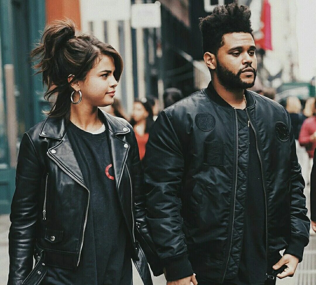 Weekend сколько. The Weeknd. Солист the Weeknd. Selena Gomez and the Weeknd.