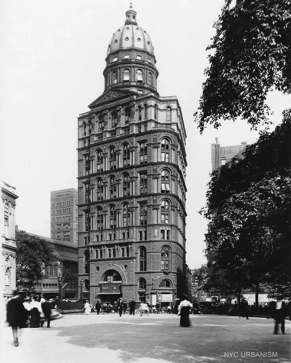 Первые высотные здания. Нью-Йорк-Уорлд-Билдинг. Уорлд Билдинг 1890. Нью Йорк 1890. Пулитцер небоскреб.
