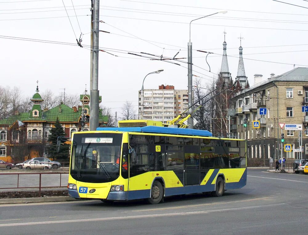 Троллейбус 5 рыбинск. Рыбинск троллейбус Авангард. Троллейбус ВМЗ Авангард Рыбинск. Троллейбус ЛИАЗ Рыбинск. ВМЗ-5298.01.