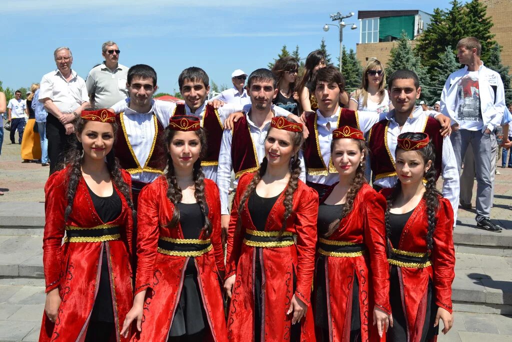 Народы проживающие на кубани. Армяне. Армения народ. Армянская нация. Армянская диаспора.