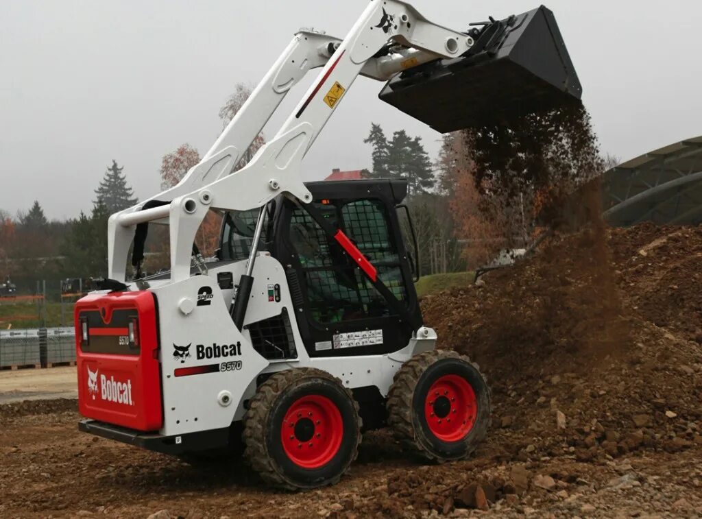 Услуги бобкэт. Мини-погрузчик Bobcat s570. Погрузчик Bobcat s530. Мини погрузчик Bobcat s630. Погрузчик Bobcat s650.