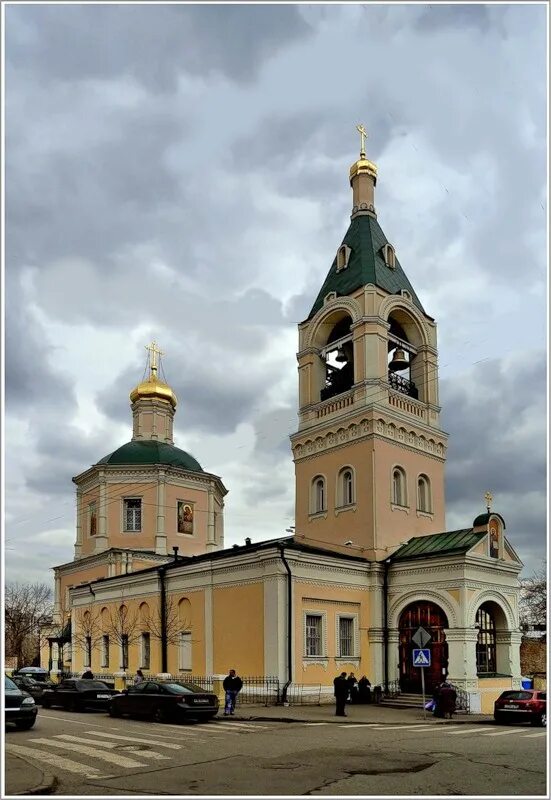 Храм пророка илии в москве. Храм пророка илии в москве в обыденском переулке. Храм ильи обыденного в москве. Храм ильи пророка москва. Церковь ильи пророка в москве обыденный переулок.