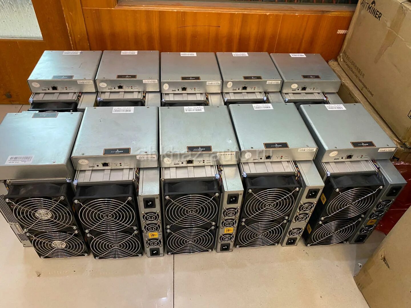 Bitmain antminer al1 pro. Antminer t17. asic t17. antminer t17 42 ths. antminer s17 pro.