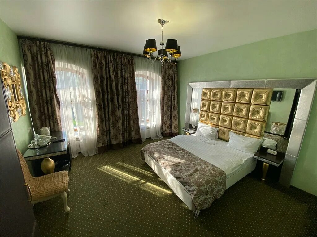 Отель лубянка румс. Лубянка арт отель армянский переулок 3-5с1а. Гостиница лубянка москва. Армянский переулок флигель отель. Лубянка арт отель 3.