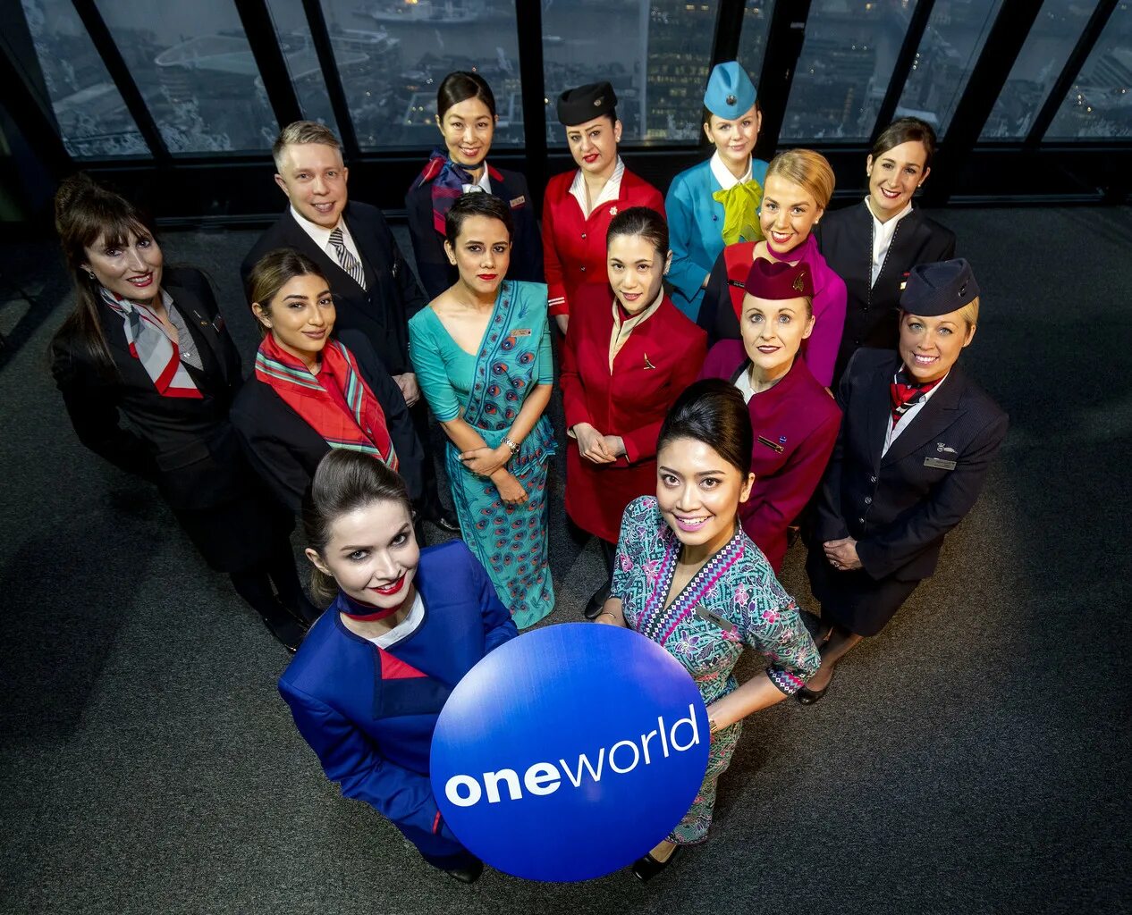 Оне ворлд. Ван ворлд альянс. авиакомпании альянса oneworld. one world альянс участники. oneworld logo.
