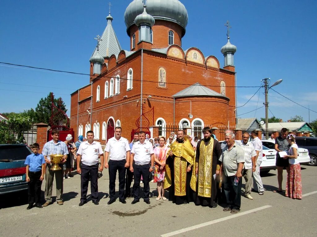 Приморско-Ахтарск храм. Приморско-Ахтарск Краснодарский край храм. Байдин Приморско Ахтарск. Погода степная приморско ахтарский край