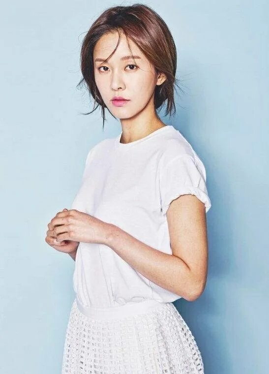 ким хван-хи. хван сон хи. пак хи-джон. хван сон хи. хван сон хи.