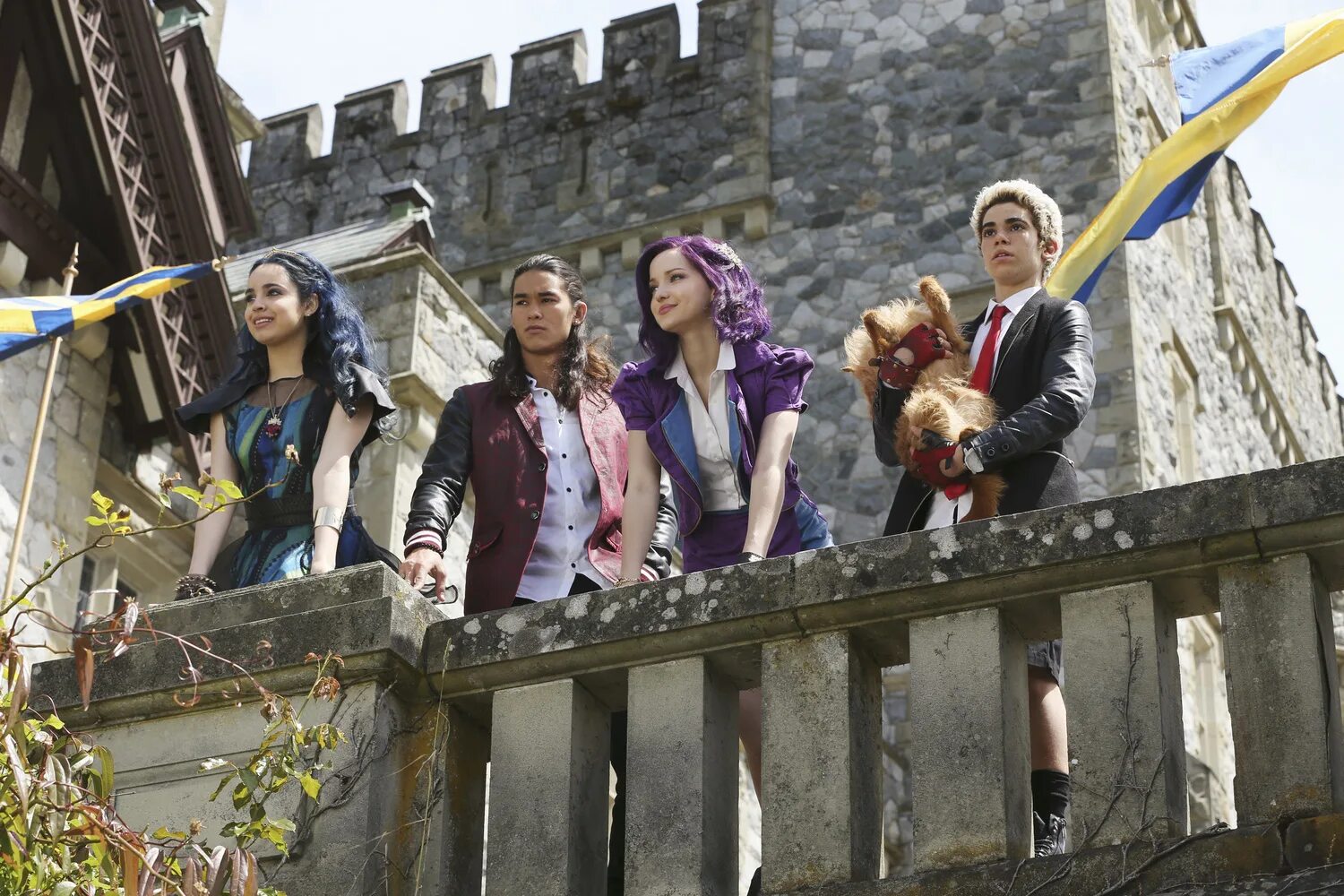 Включи наследники. Наследники (descendants) 2015. Наследники 2015 Дисней. Наследники Дисней 1. Наследники 2015 Митчелл Хоуп.