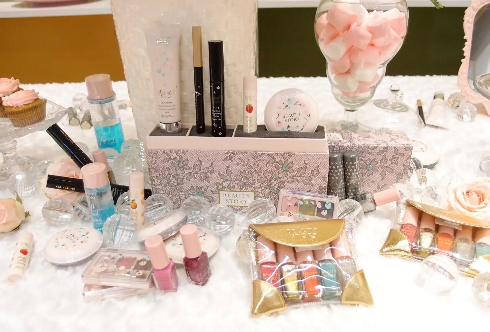 Подарок для красоты. Beautiful боксы. Эффективность косметики. Beauty story прокл. Gift sale idea.