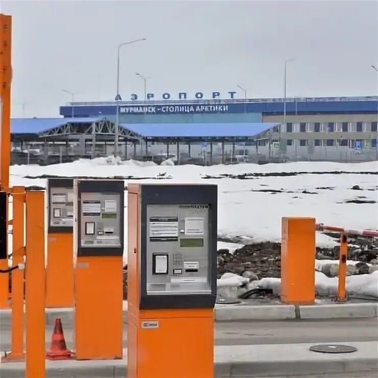 Автопарковка аэропорт мурманск. Автостоянки в аэропорту мурманска. Крытая парковка в аэропорту мурманска. Автостоянки в аэропорту мурманска. Автостоянки в аэропорту мурманска.