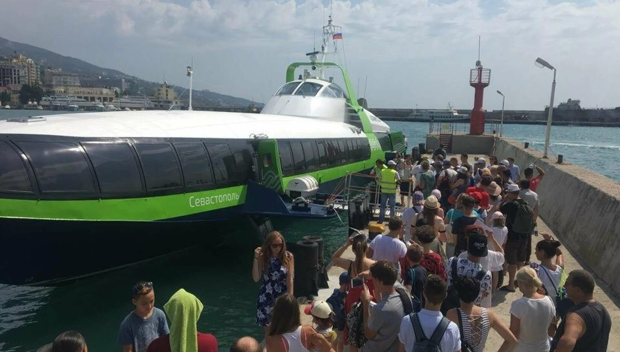 Севастополь ялта. Катер Комета Севастополь Ялта. Комета Ялта Севастополь 2021. Рейс Комета Ялта Севастополь. Расписание катера Комета Севастополь Ялта.