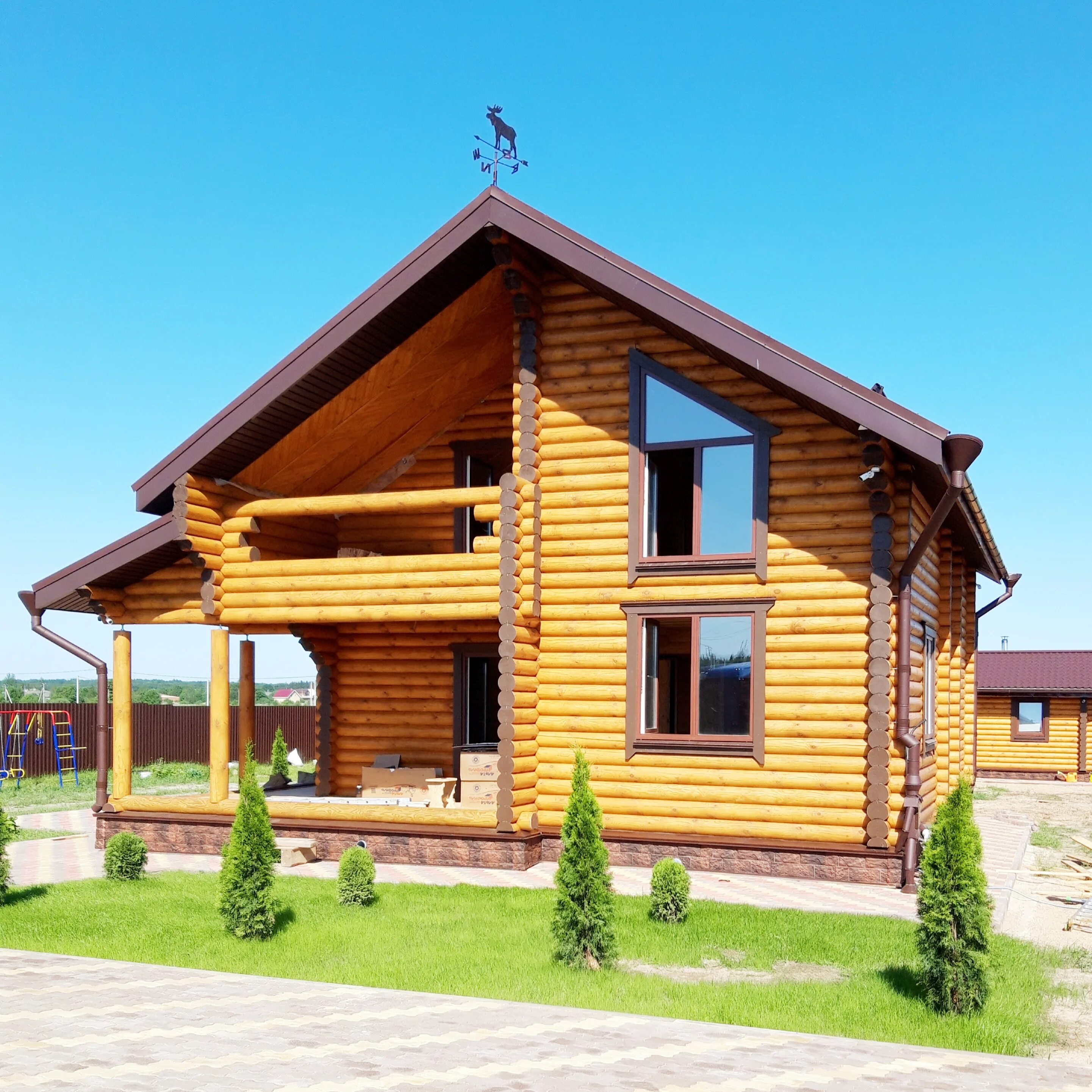 Проекты эконом домов. Смоленск дачная. Дачный домик. Красивые дачные домики эконом класса. Бытовка с верандой.