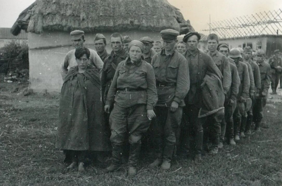 Военнопленные женщины РККА. Венгерские военнопленные РККА. Венгерские военнопленные