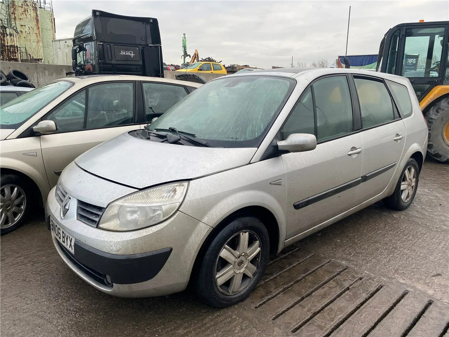 Renault scenic 2003. Рено Сценик 2003 года отзывы.