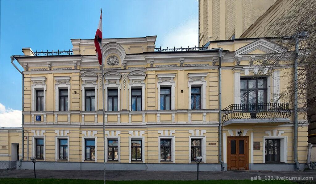 Посольство 11. Садовая-самотечная 14 особняк каштанова. садовая самотечная 14 стр 1 посольство. особняк каштанова посольство ливана. посольство ливана в москве.