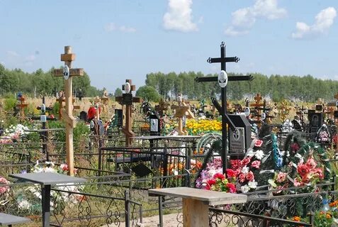 Кладбище строим