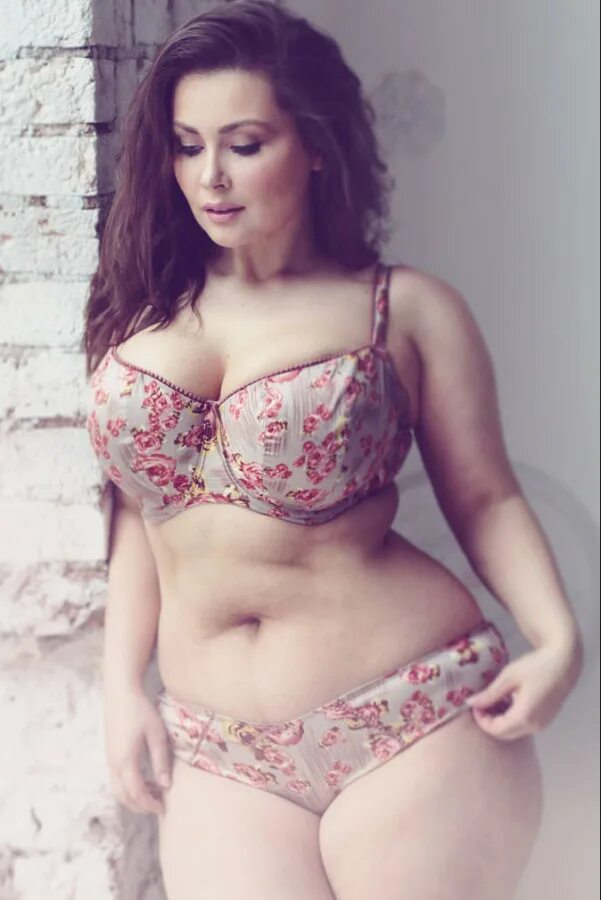 хантер макгрэди. светлана каширова плюс сайз. софия адамс plus size. -сайз-модель эшли грэм.