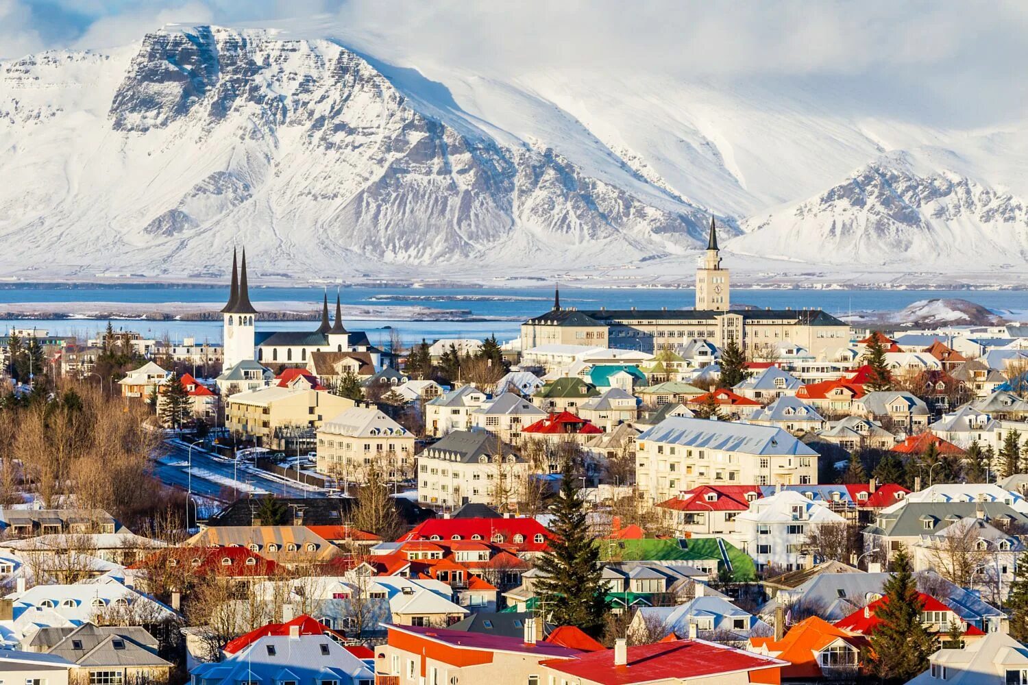 Рейкьявик это. Исландия Рейкьявик. Исландия Рик Явик. Коупавогюр города Исландии. Столица Исландии - город Рейкьявик.