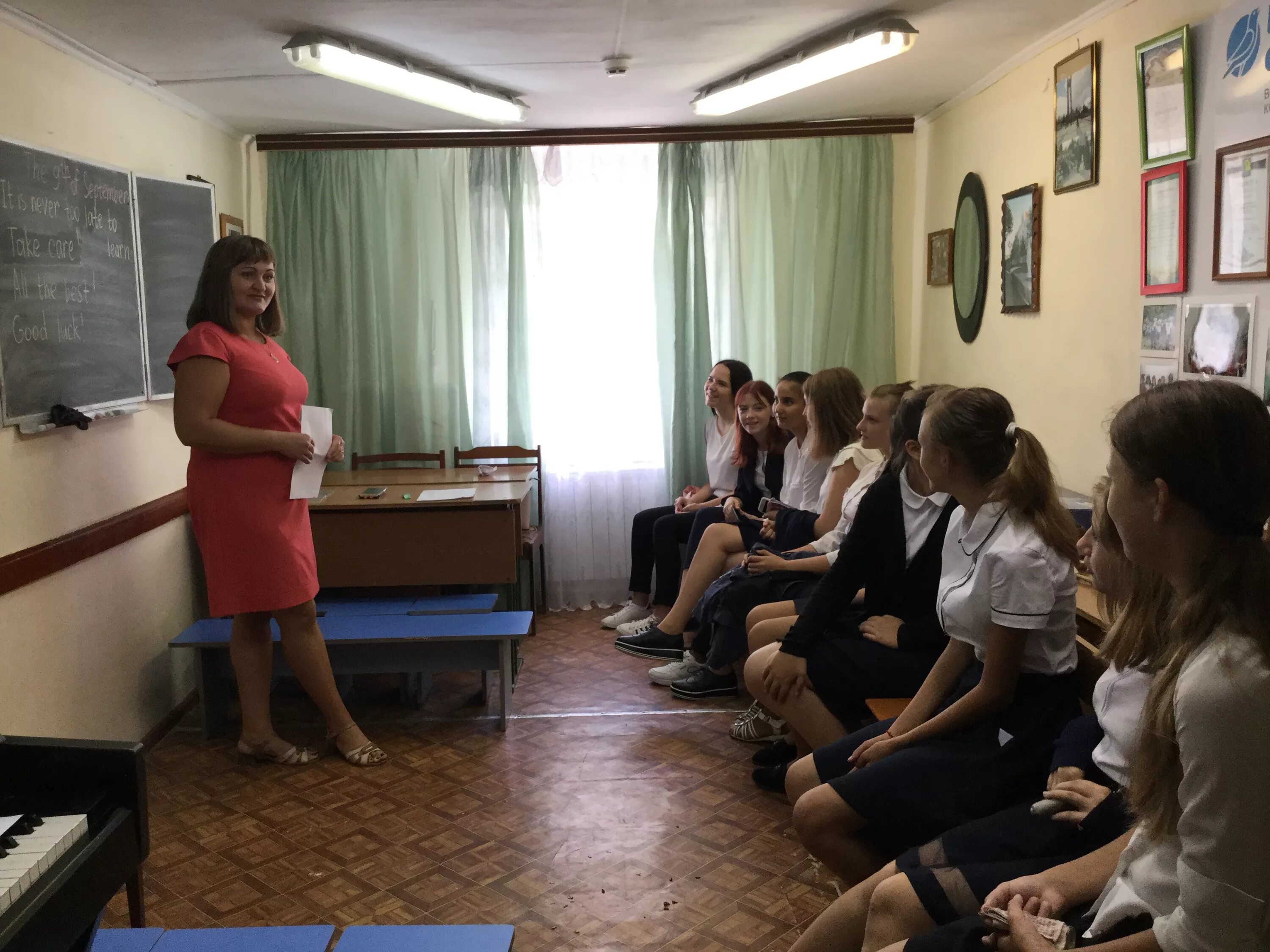 волонтёры общественной безопасности. гимназия 14 ейск внутри. дюц ейск официальный сайт. детский центр ейск. ейск церковь возрождение.