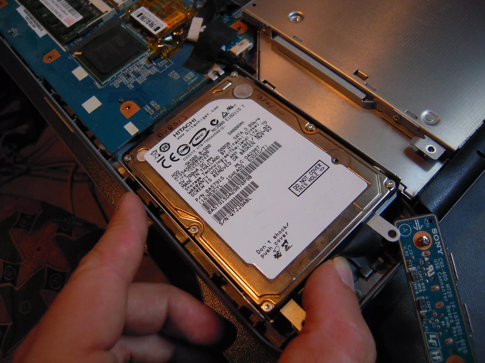Какой жесткий диск можно установить. Жёсткий диск для ноутбука sony vaio. жесткий диск накопитель сони ваио. жесткий диск в ноутбуке вайо. жесткий диск для ноутбука самсунг.