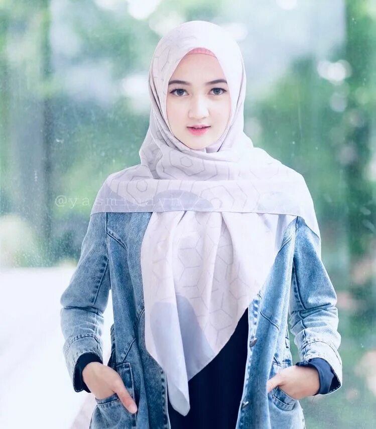 Sotwe hijaber. Yasmin Nadiyah. Ясмин мусульманский хиджаб. Красивый хиджаб.