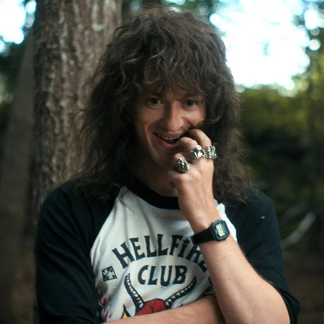 Эдди марсан осд. Эдди мэнсон осд. Эдди мэнсон stranger things. Эдди мэнсон очень странные дела. Джозеф куинн эдди мейсон.