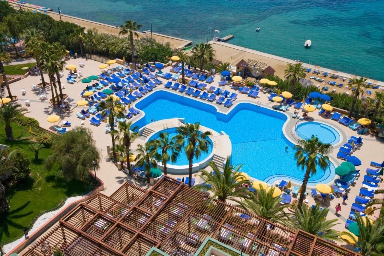 Отель фантазия кушадасы турция. Fantasia de luxe 5* кушад. Fantasia deluxe кушадасы. Отель fantasia hotel deluxe kusadasi. Турция отель фантазия делюкс.